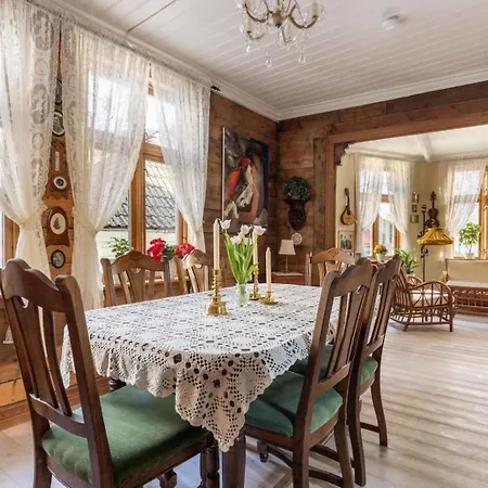 Holiday home Dinbnb L Traditional Bergenhouse L Roofterrace L 1900 Charm *