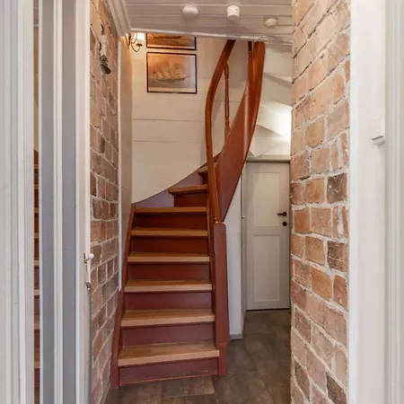 Dinbnb L Traditional Bergenhouse L Roofterrace L 1900 Charm